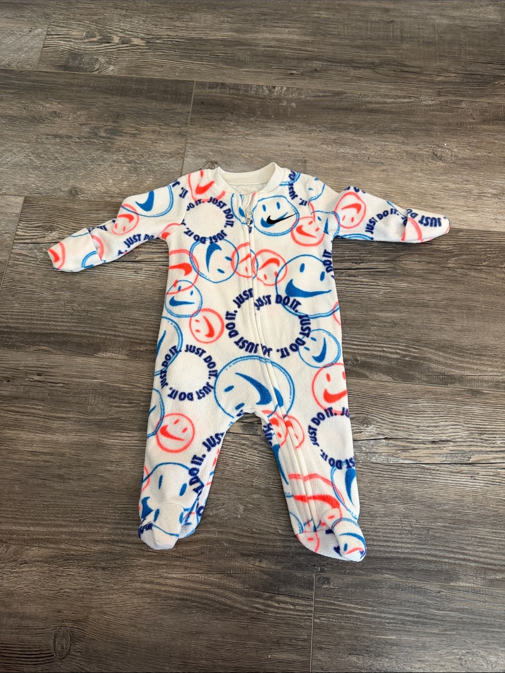Nike‎ White Footed One-Piece Pajamas with Blue and Red Smiley Print